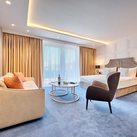 بار Apart Hotel Kalamper المظهر الخارجي الصورة